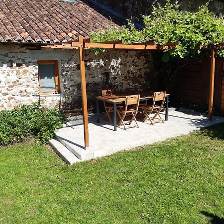 Le Figuier Villa Le Lindois Luaran gambar